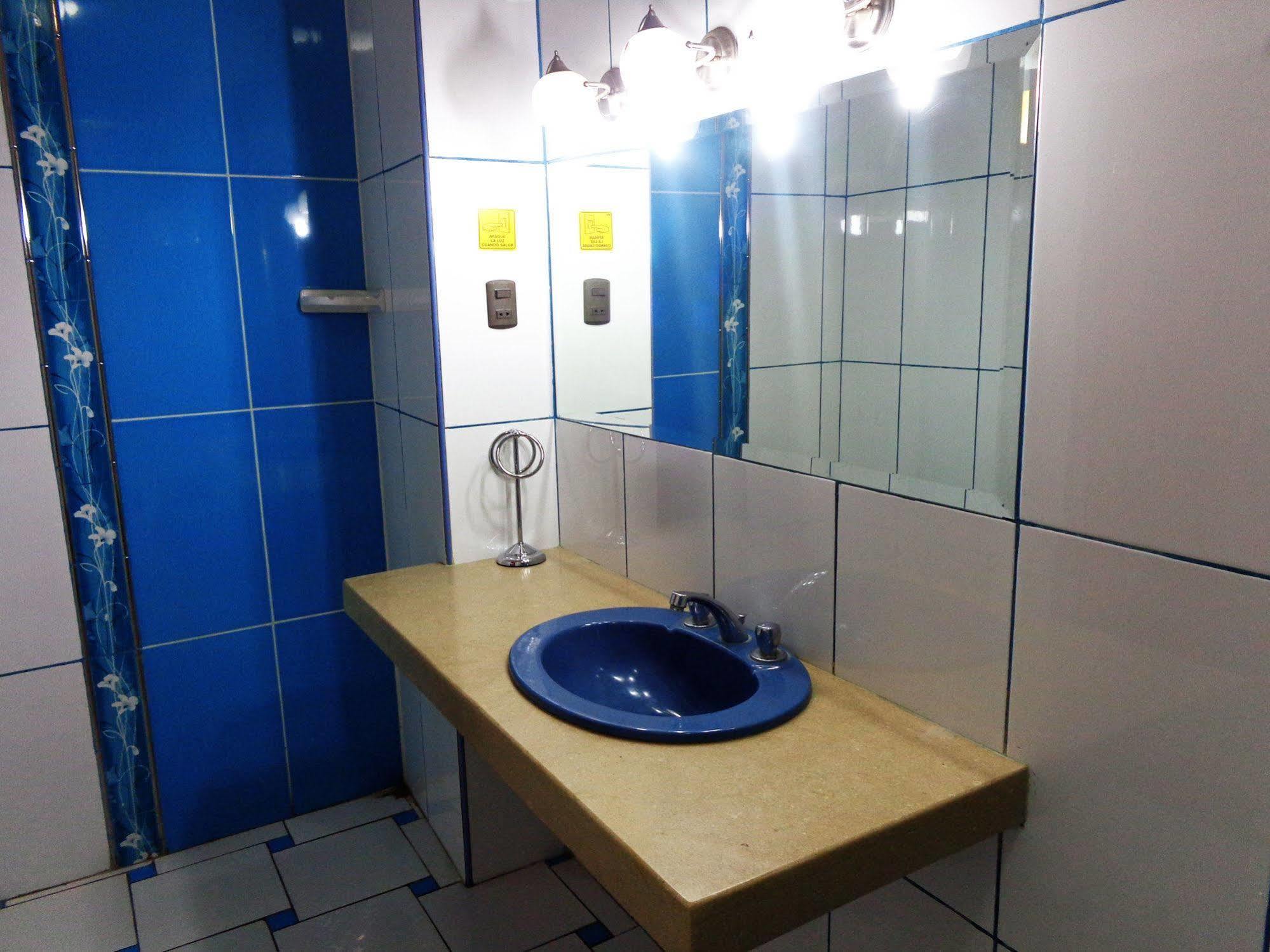 Hotel Colon Plaza Ica Ngoại thất bức ảnh